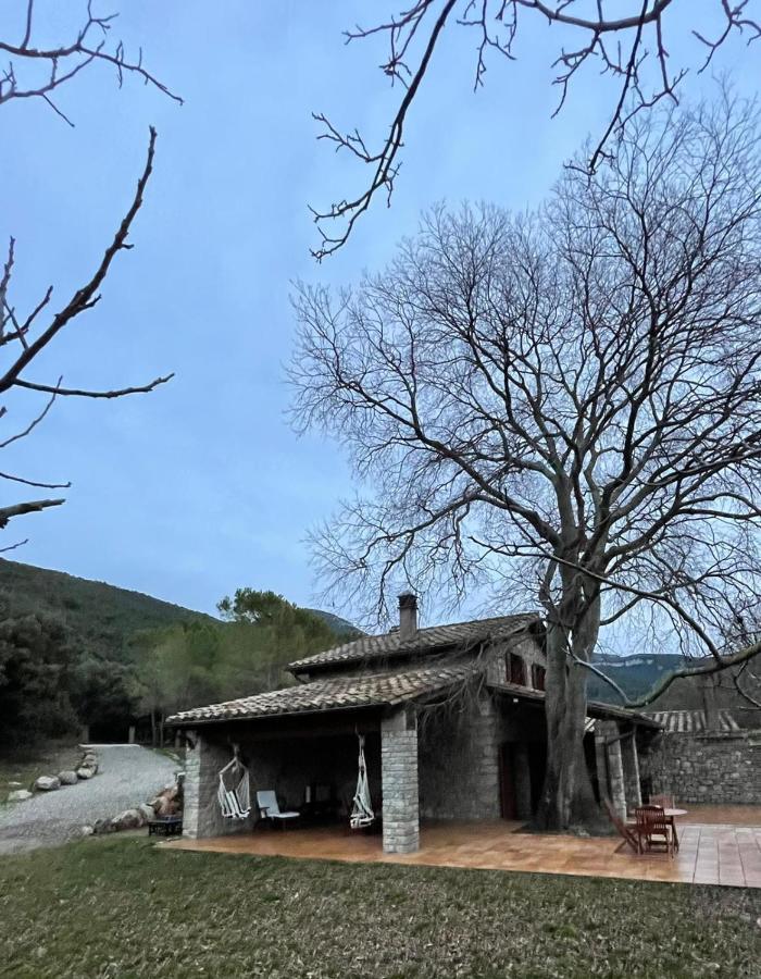 El Vilarot. La casa de piedra en la naturaleza. Villa Gerona Exterior foto